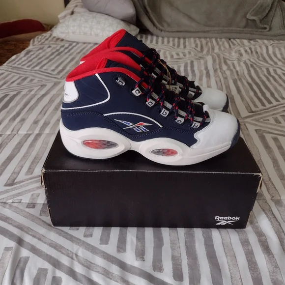 Reebok Iverson question , brand new with box - Picture 4 of 6